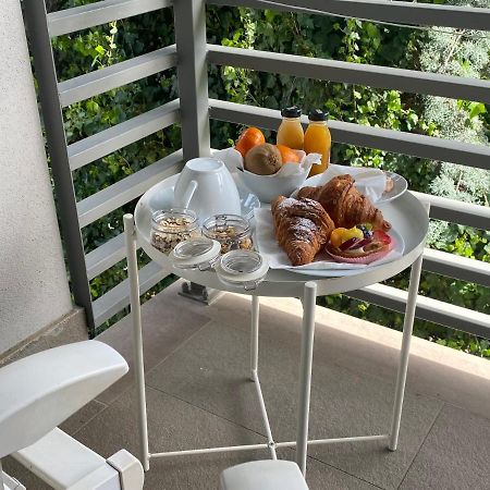 B&B Warmup Grosseto - Parcheggio Incluso Nella Corte Interna Екстериор снимка