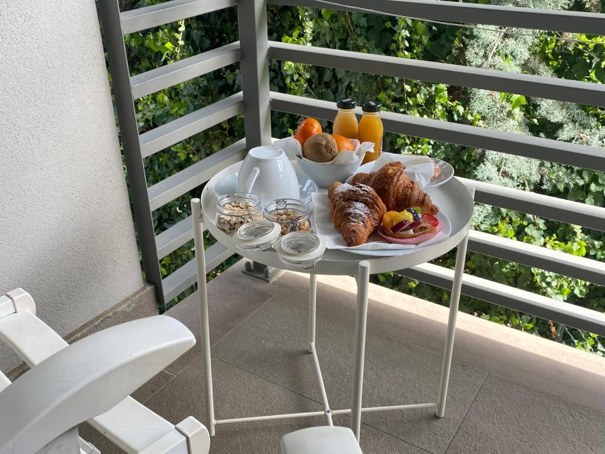 B&B Warmup Grosseto - Parcheggio Incluso Nella Corte Interna Екстериор снимка